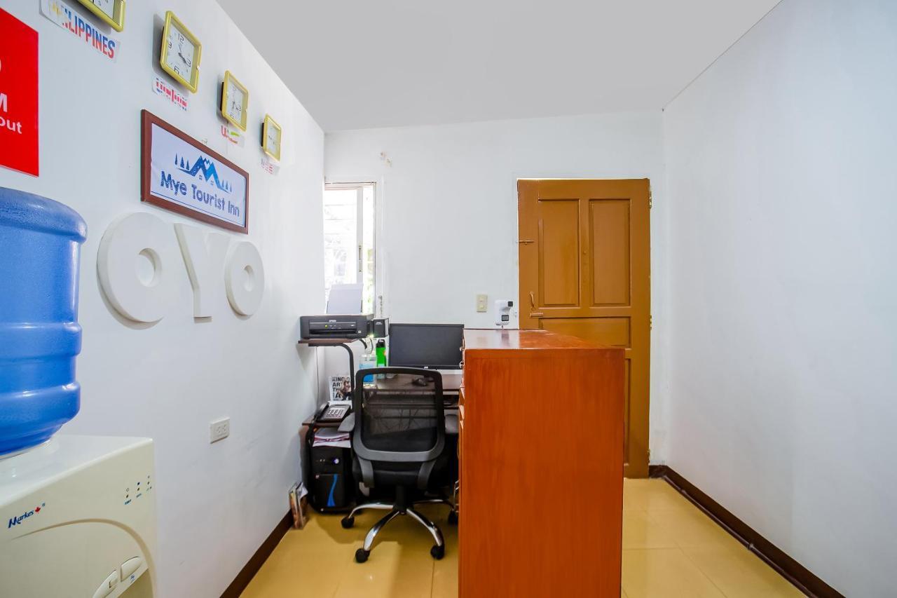 Vaccinated Staff - OYO 808 Mye Tourist Inn Paranaque City Exterior foto